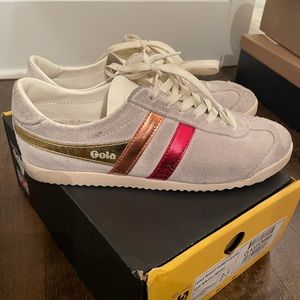 Gola Bullet Flare sneaker. Size 7. In good condition.